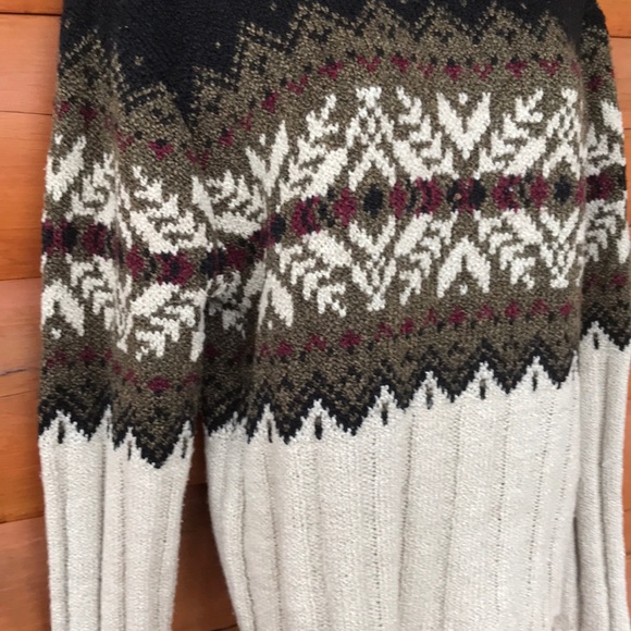 Sweater - Picture 3 of 6